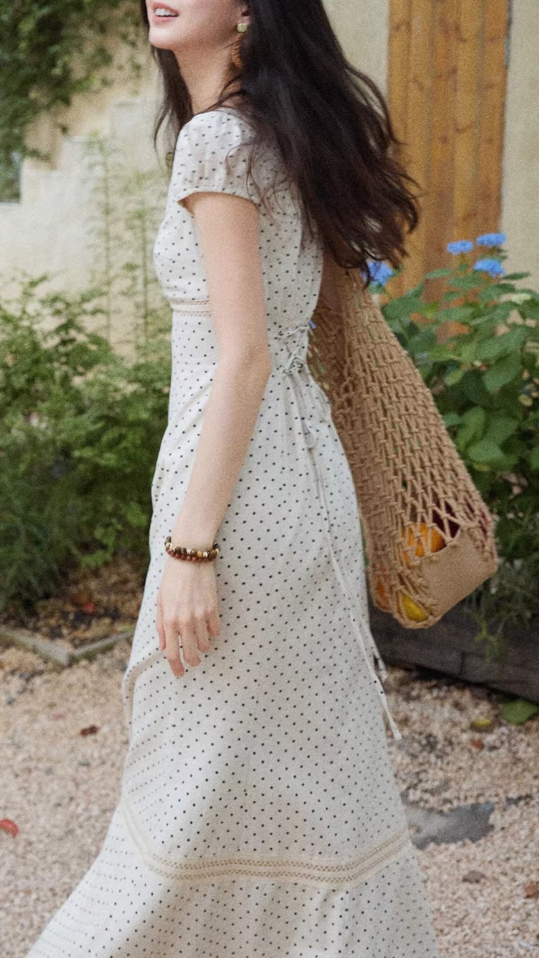 Elegant White Polka Dot Sweetheart Neck Midi Dress