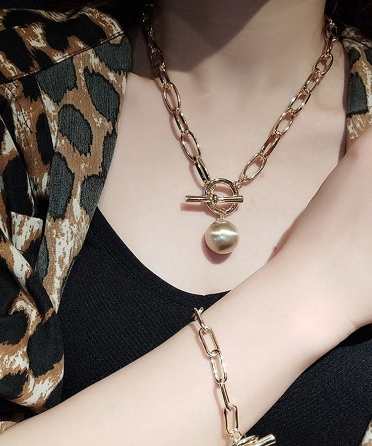 Loose Silk Metal Ball Pendant Necklace