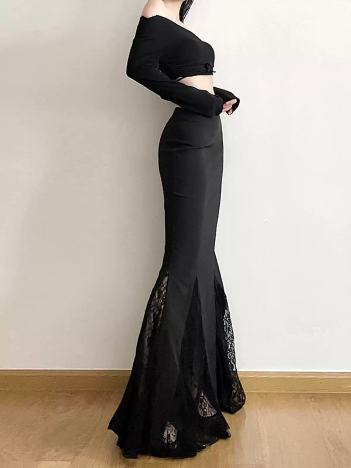 Vintage Black High Waisted Gauze Pleated See-Through A-Line Lace Skirt