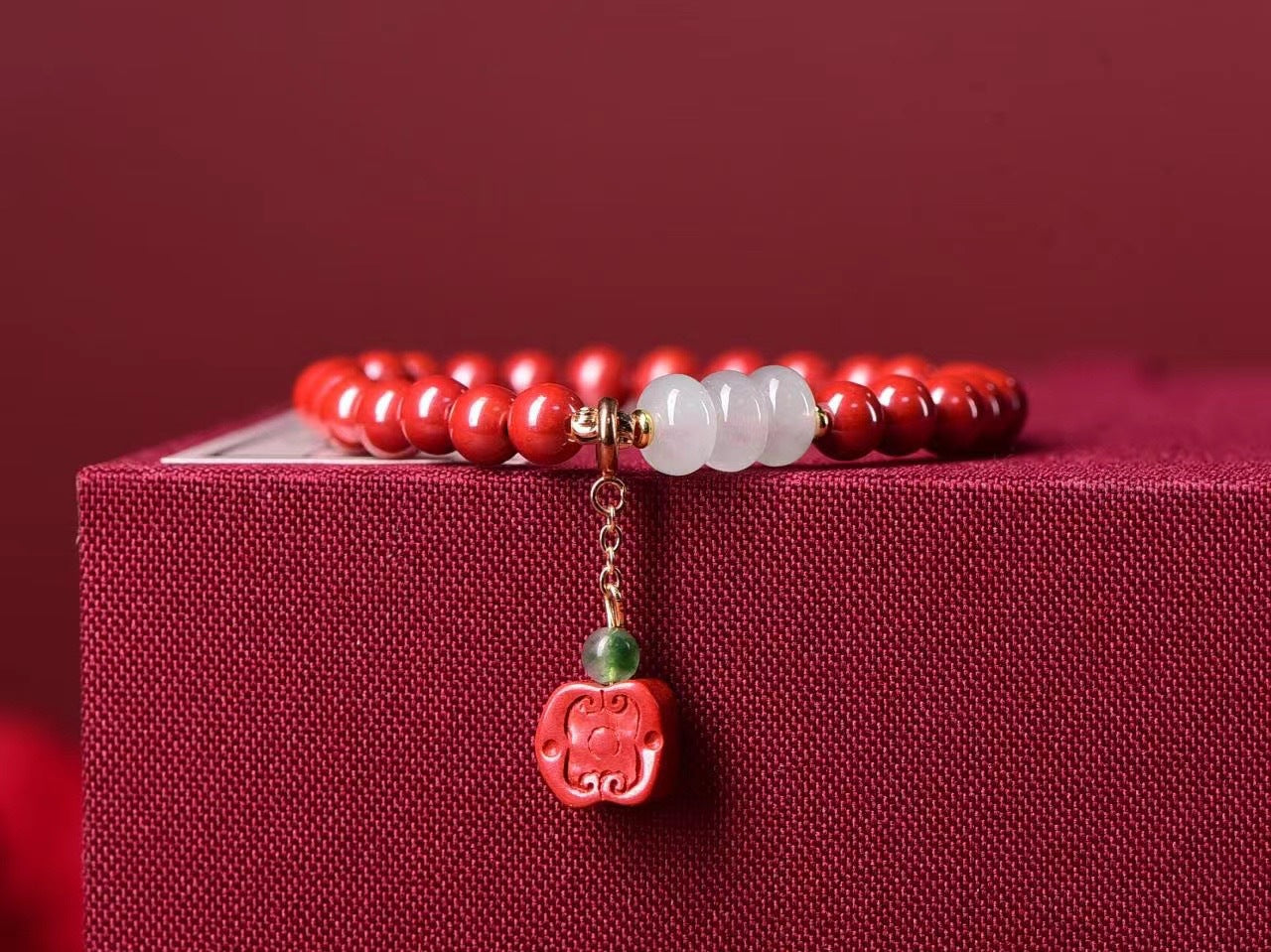 Fashionable Natural Cinnabar Charm Bracelet