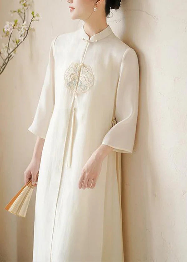Chinese Style Beige Embroideried Lace Up Patchwork Silk Dresses Fall