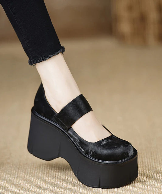 Stylish Splicing Wedge Heels Sandals Black Suede Peep Toe