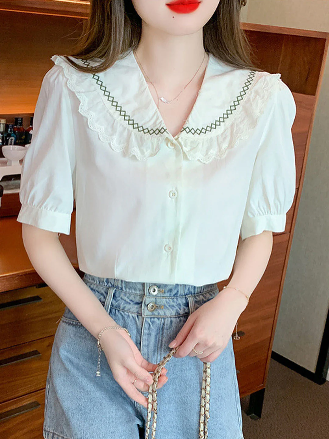 Vintage Lapel Neck Embroidered Lace Short Sleeve Blouse Top