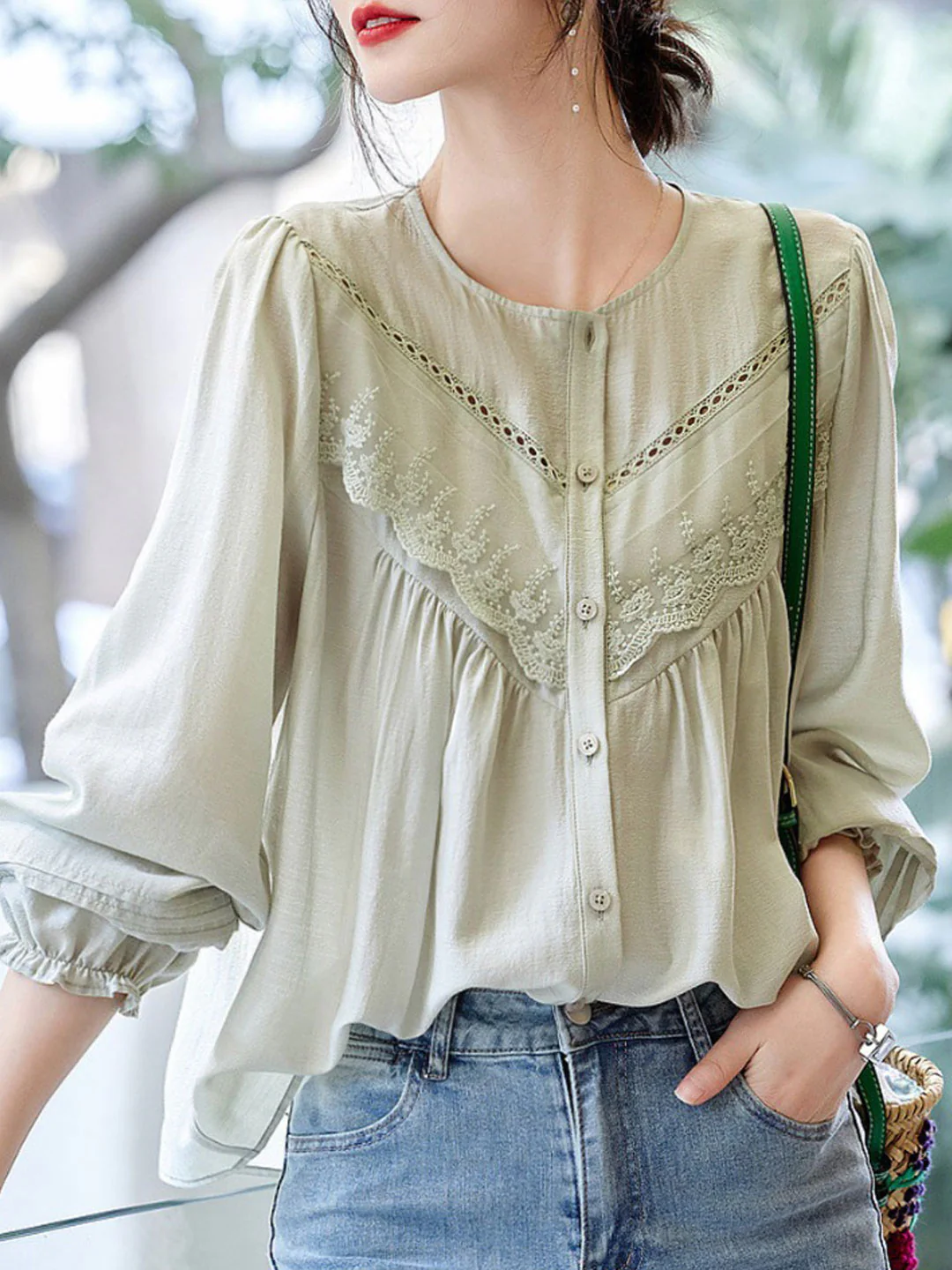 Elegant Cutout Short Sleeve Lace Blouse