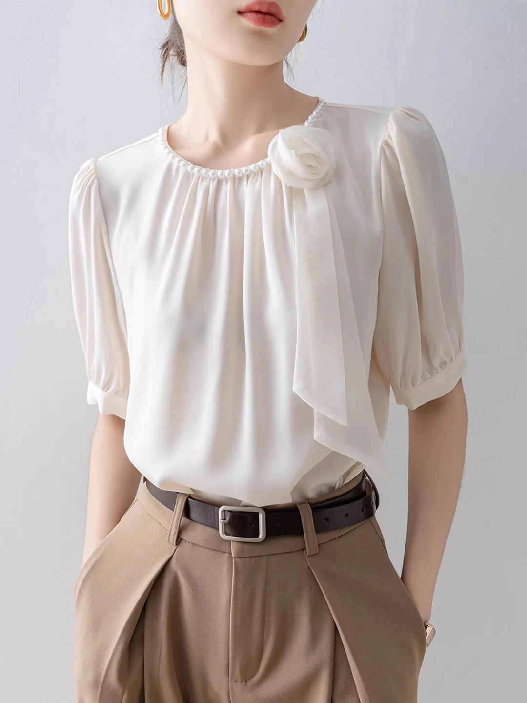 Elegant Round Neck Beaded Rose Short Sleeve Blouse Top