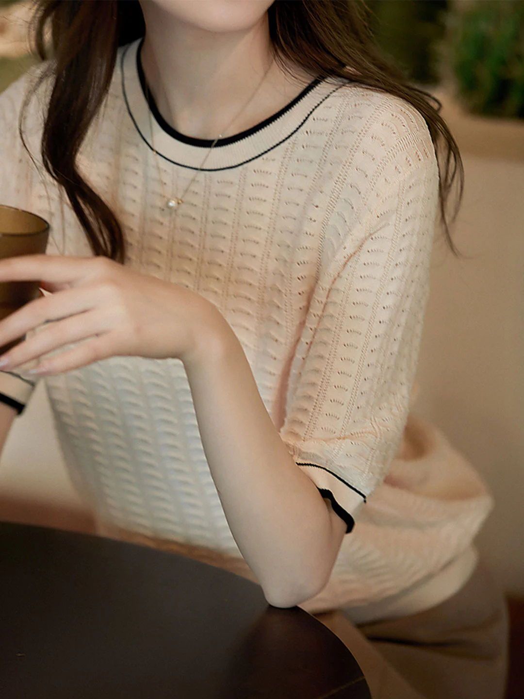 Elegant Round Neck Knit Short Sleeve Shirt Top