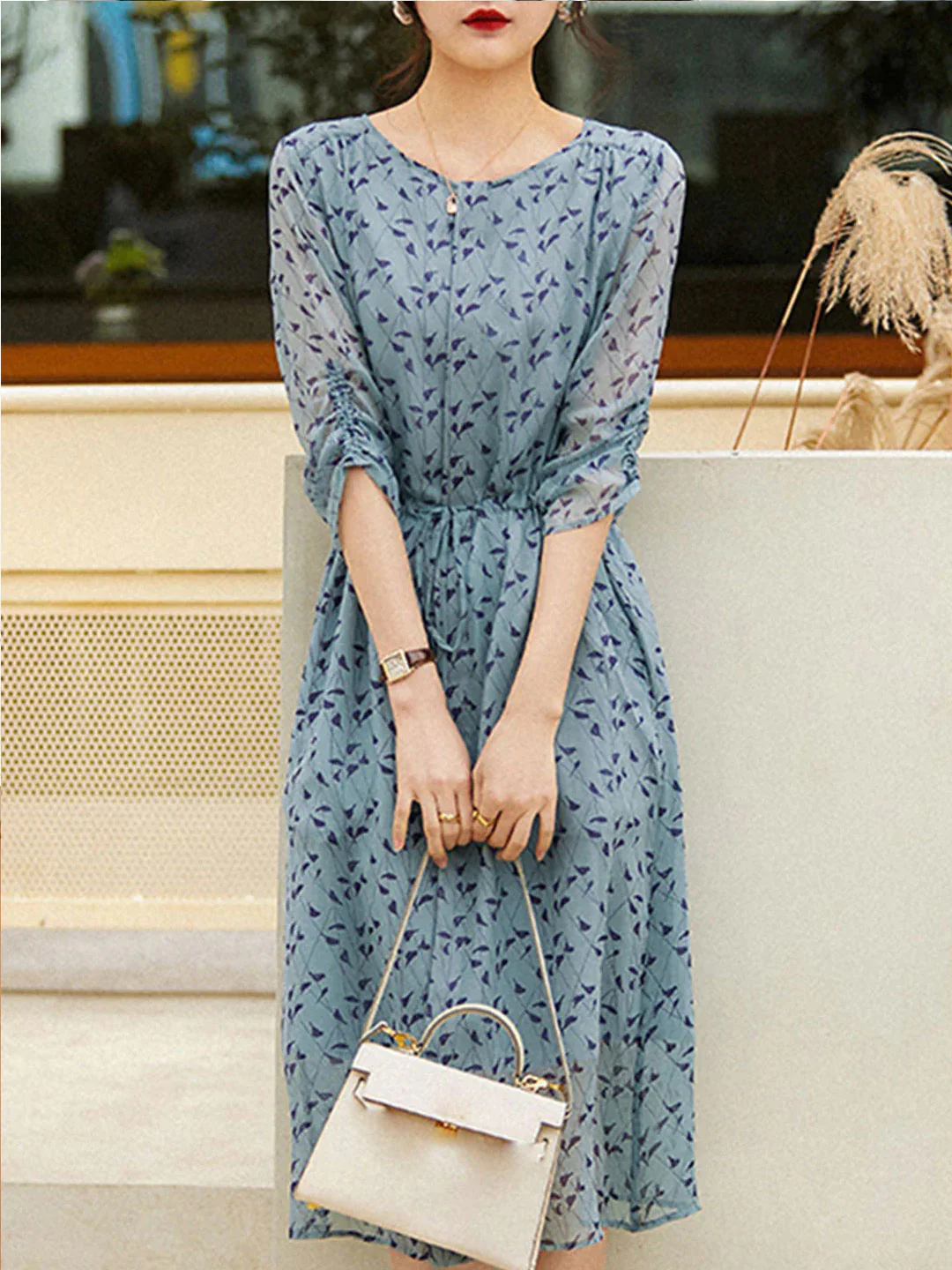 Elegant Round Neck Printed Department Short Sleeve Dress