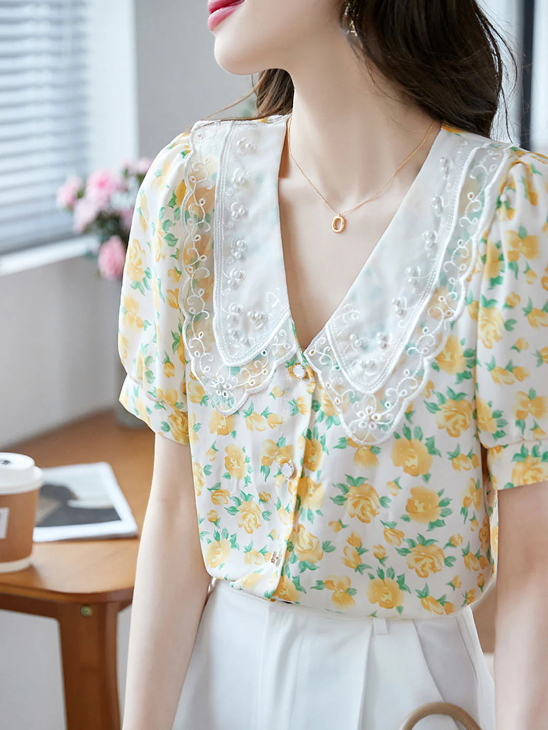 Elegant Floral Print Beaded Chiffon Short Sleeve Blouse Top