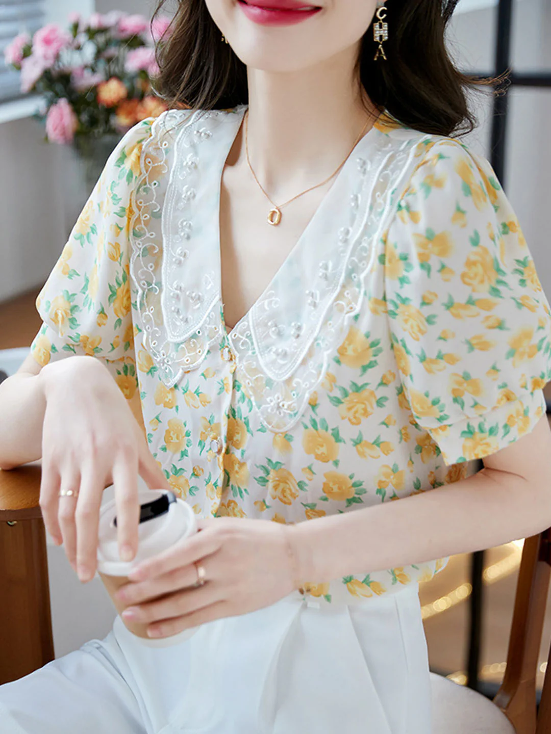 Elegant Floral Print Beaded Chiffon Short Sleeve Blouse Top