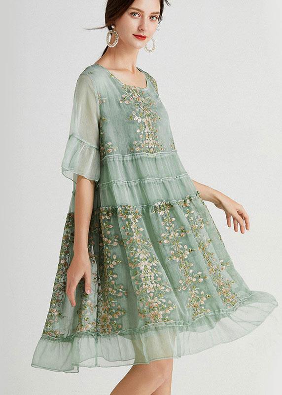 Art Green Embroidered O-Neck Loose Summer Flare Sleeve Dress