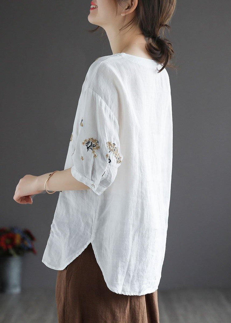 Bohemian White O-Neck Embroideried Floral Summer Linen Tops Half Sleeve