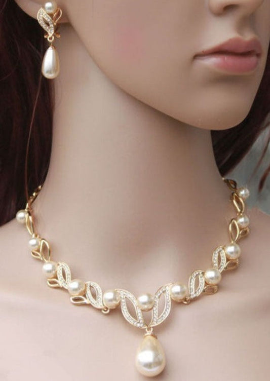 Elegant Gold Alloy Pearl Zircon Pendant Necklace