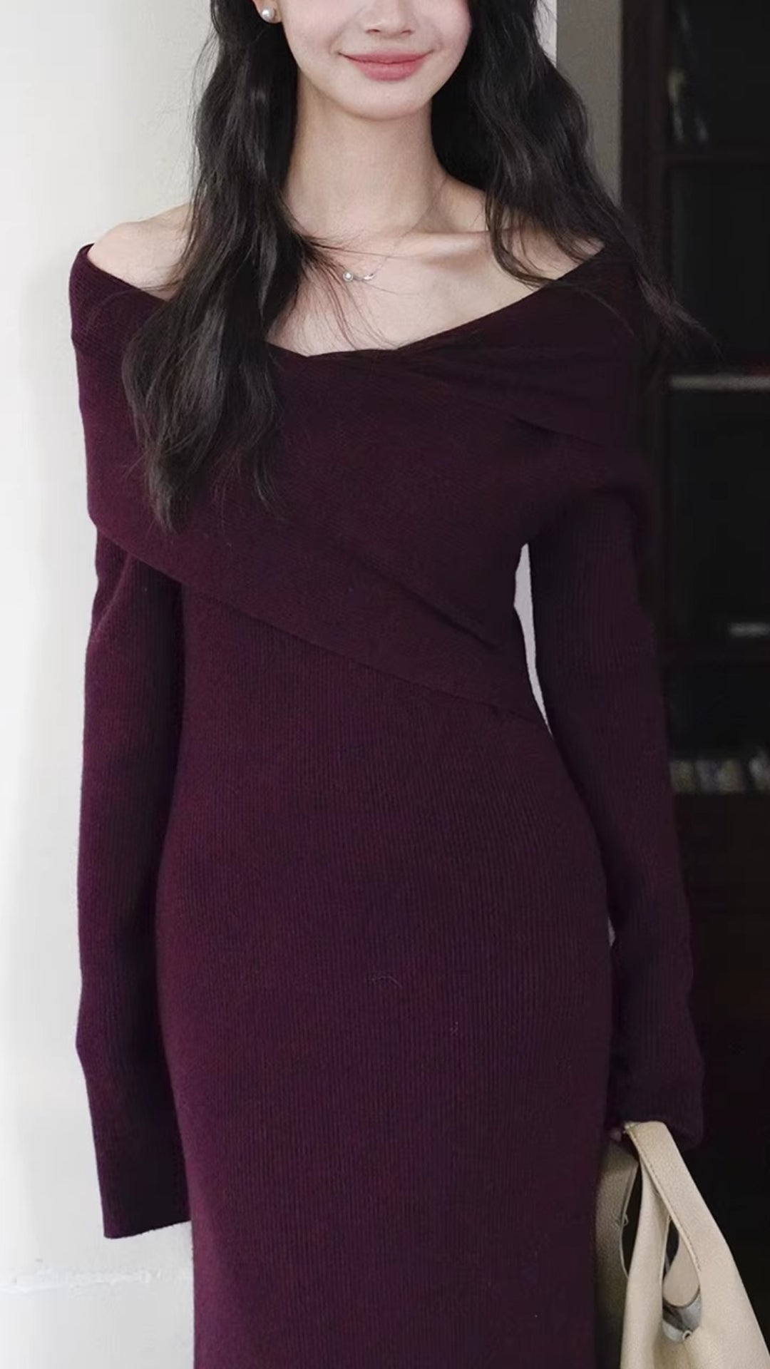 Elegant Burgundy Off-the-Shoulder Knit Midi Dress