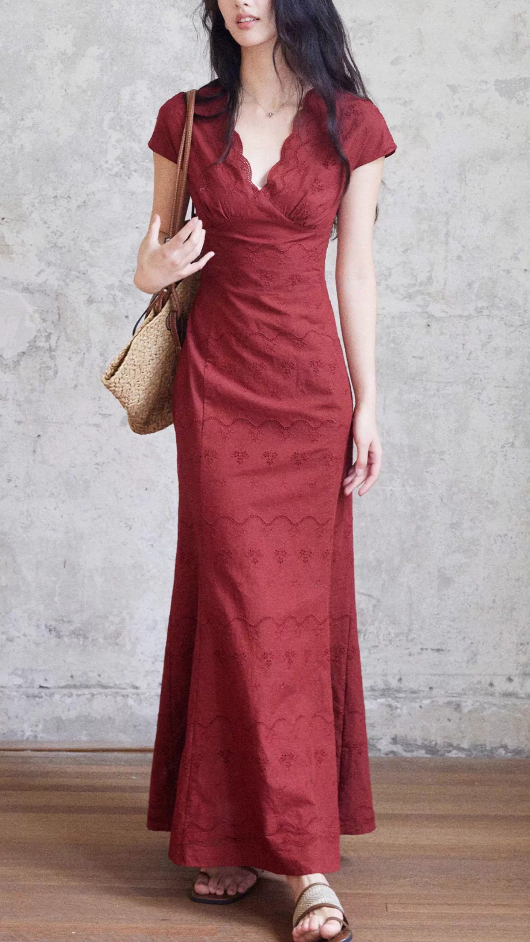 Elegant Burgundy V-Neck Scallop Edge Short Sleeve Midi Dress