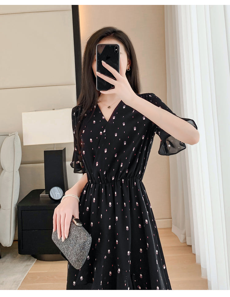 Fashion Black V Neck Cinched Patchwork Tulle Mid Dress Summer