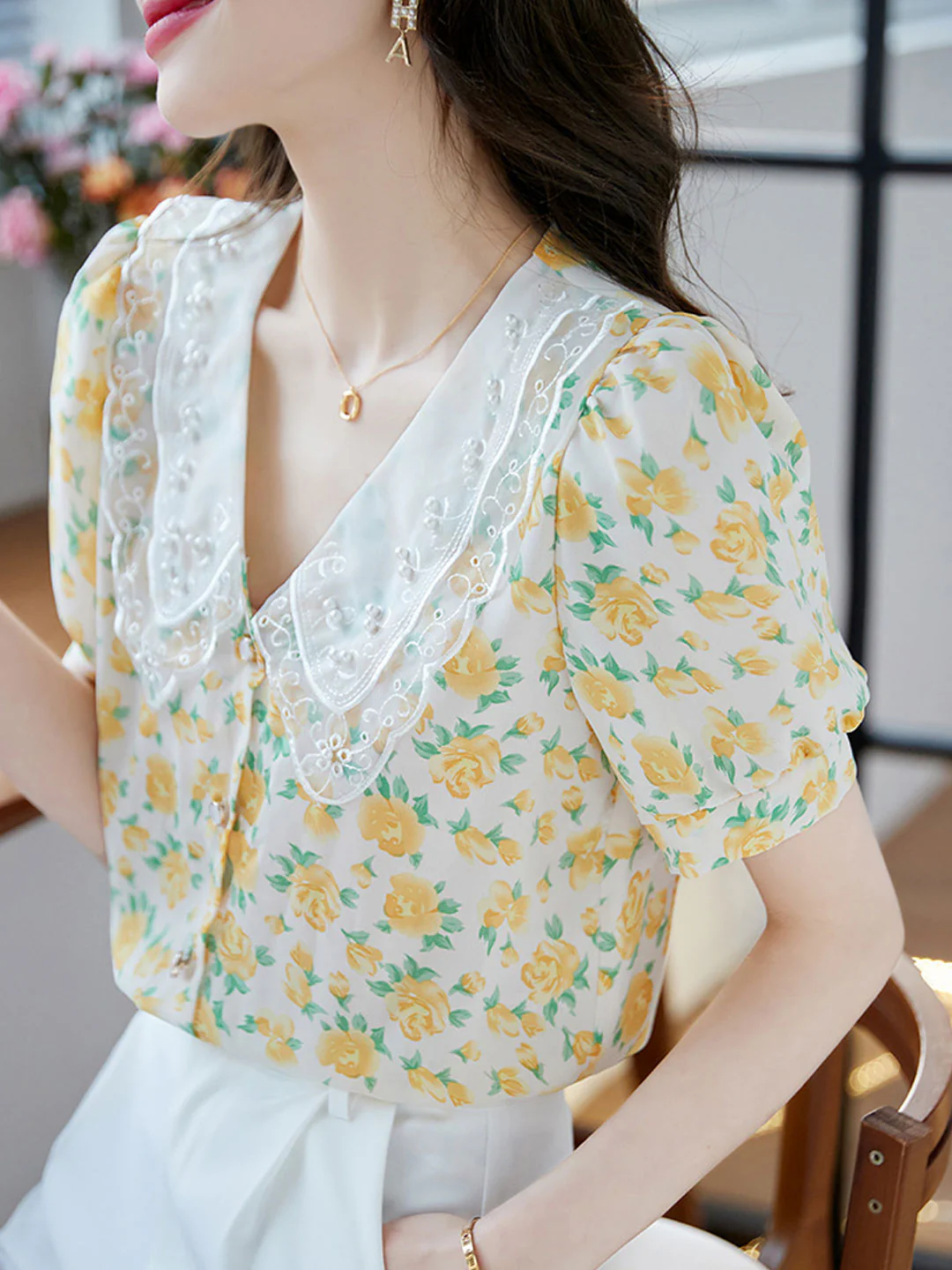 Elegant Floral Print Beaded Chiffon Short Sleeve Blouse Top