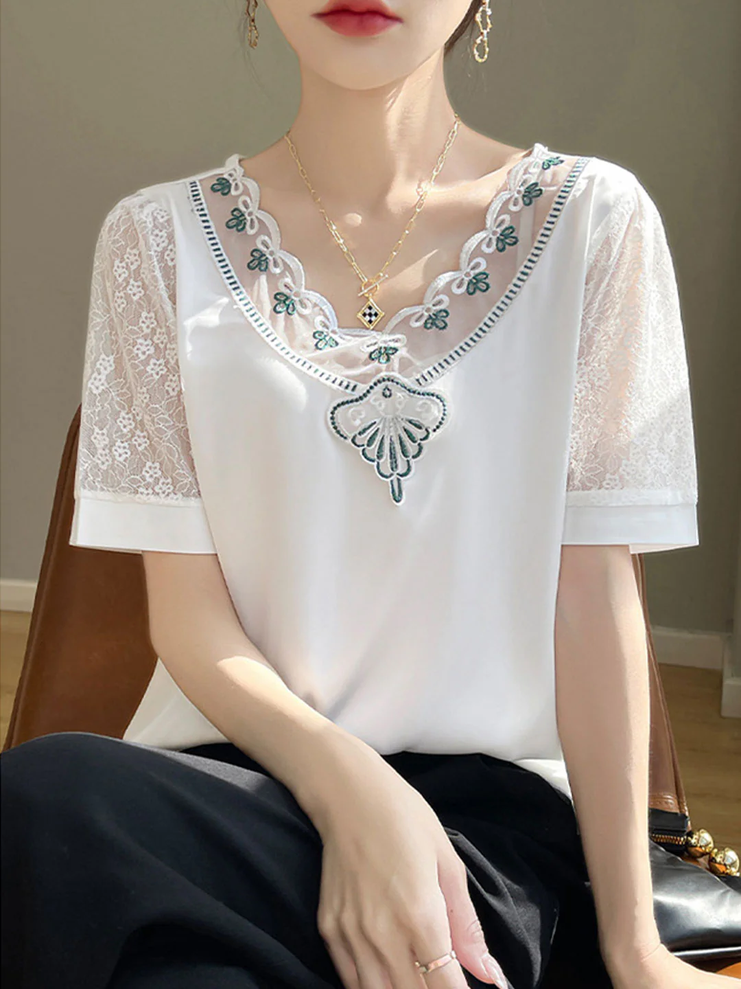 Elegant V-neck Cutout Lace Satin Short Sleeve Blouse Top