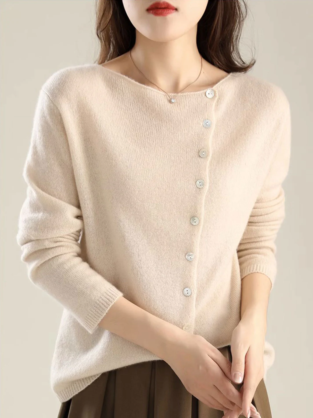 Elegant round neck knit long sleeve cardigan