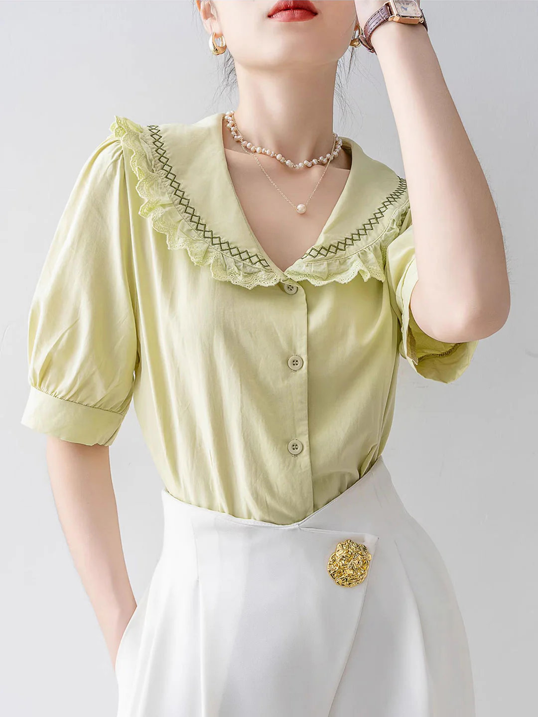 Vintage Lapel Neck Embroidered Lace Short Sleeve Blouse Top