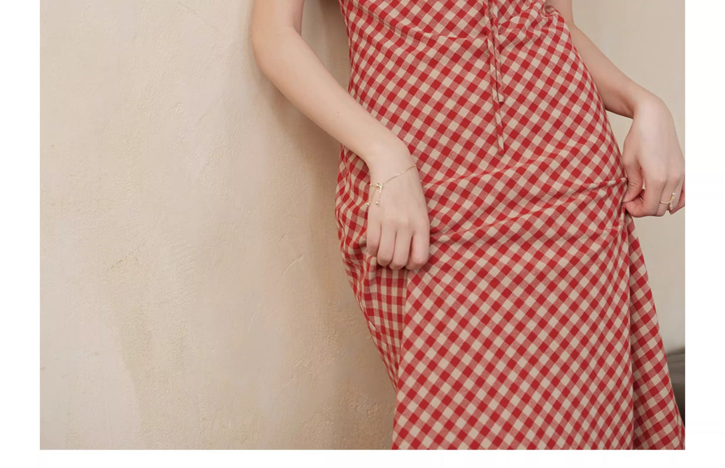 Elegant Gingham V-Neck Ruffle Short Sleeve Midi Dress
