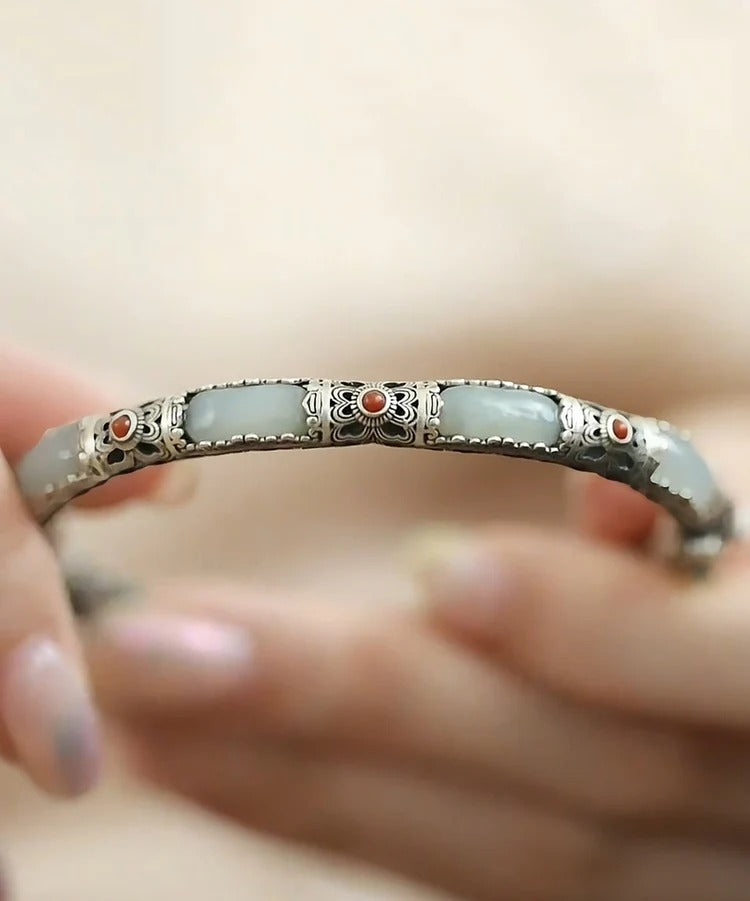 Vintage Silk Sterling Silver Jade Agate Hollow Out Bangle