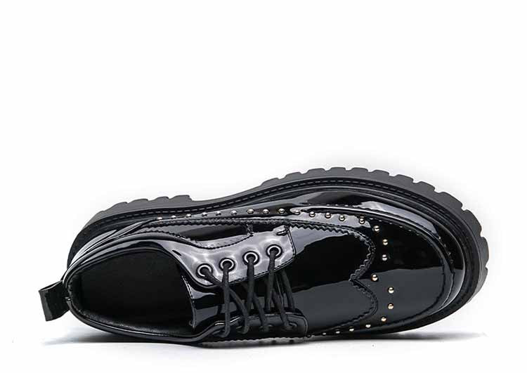 Unique Thick-Soled Color-Block Studded Brogue Shoes